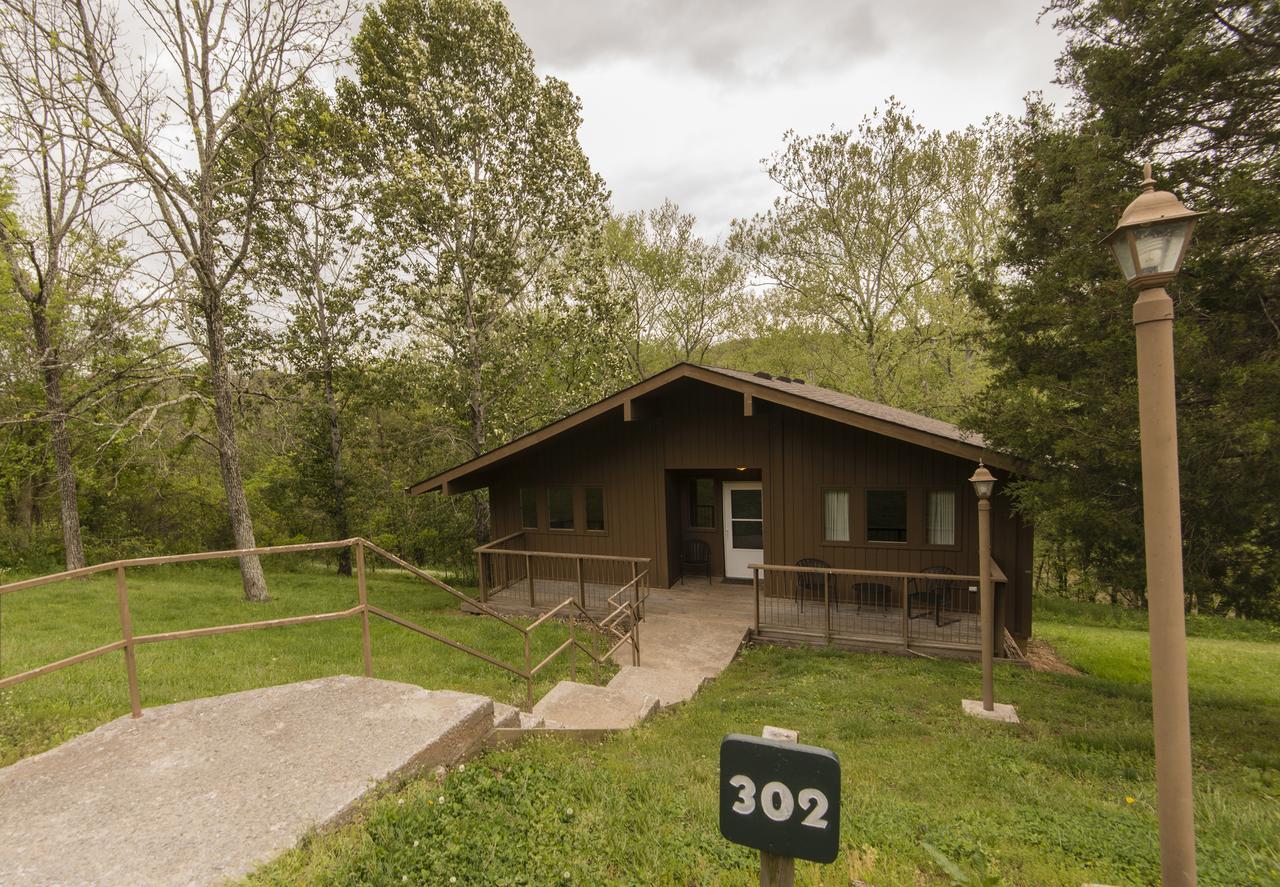 Hotel Blue Licks Battlefield State Park Carlisle Exterior foto